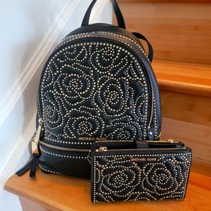 Discontinued! MKors Set